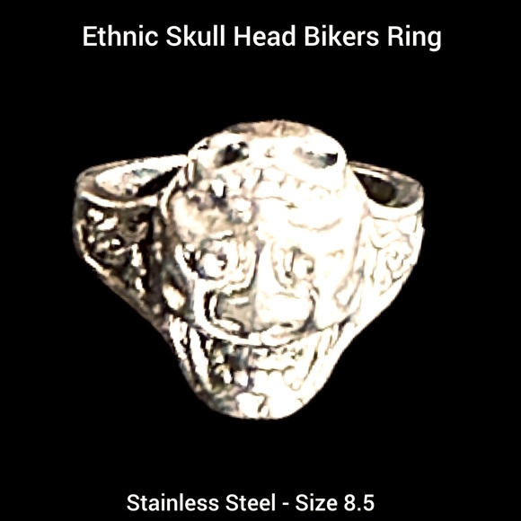 NEW Gothic SS Skull Head Bikers Ring - Size 8.5 - Picture 1 of 1